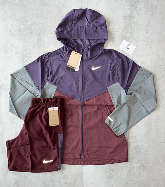 Nike UV Windbreaker set ‘Dark Raisin/Burgundy Crush/Smoke Grey’